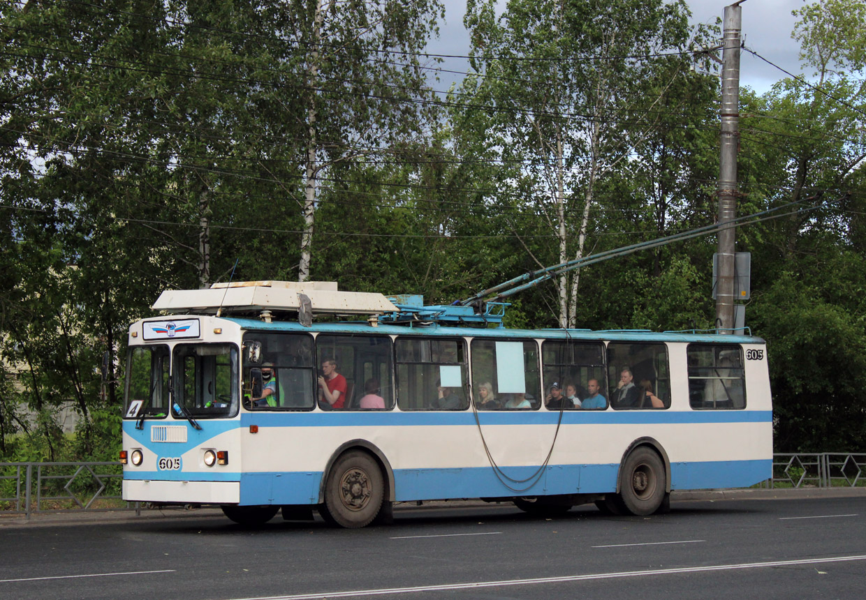Киров, ЗиУ-682 КР Иваново № 605