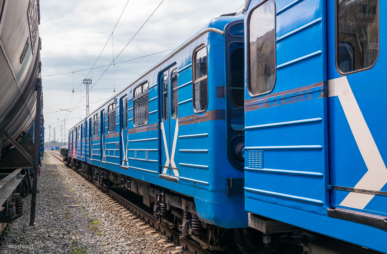 Самара, 81-717 (ЛВЗ) № 8794; Самара — Транспортировка вагонов метро по ж/д