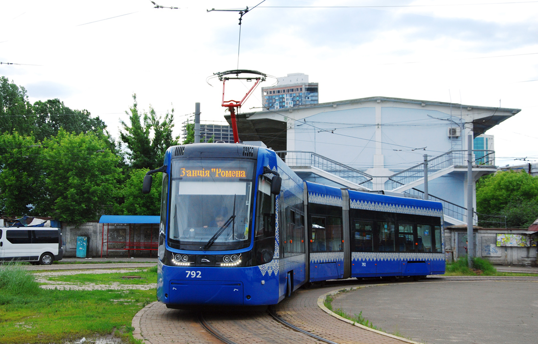 Киев, PESA 71-414К (Fokstrot) № 792