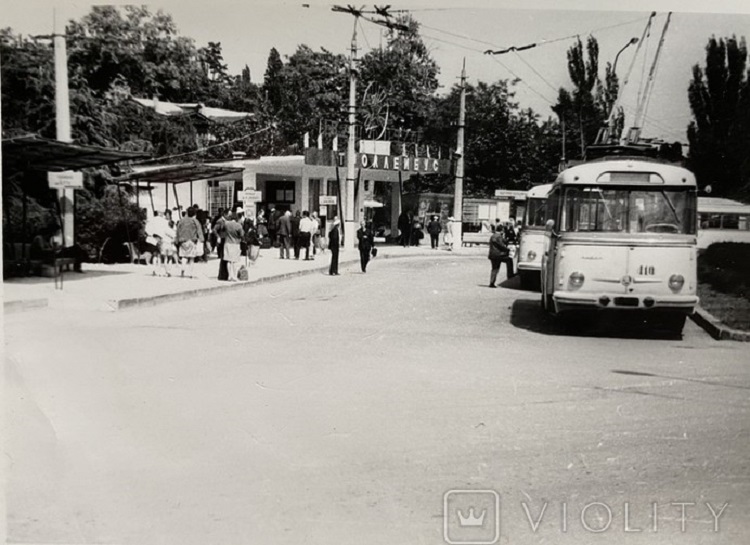 Қырым троллейбусы, Škoda 9Tr9 № 410; Қырым троллейбусы — End stations and U-turn rings; Қырым троллейбусы — Historical photos (1959 — 2000)