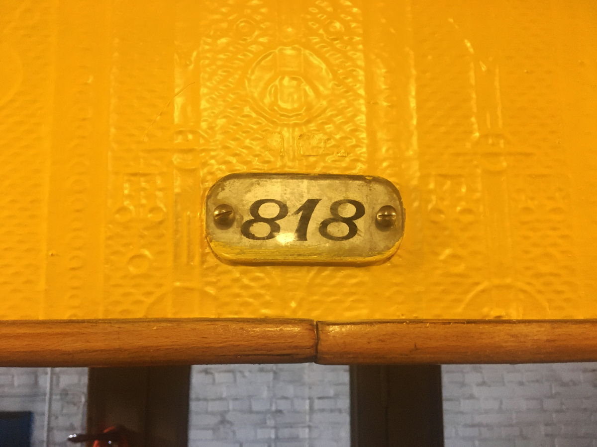 Kiova, D # 818