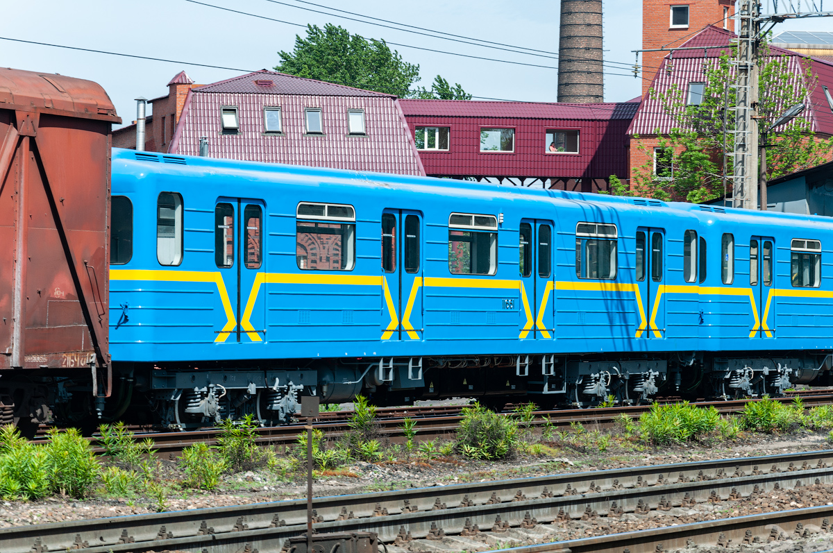 Киев, 81-541.3К № 11661; Санкт-Петербург — Метрополитен — Перегонка вагонов метро по ж/д