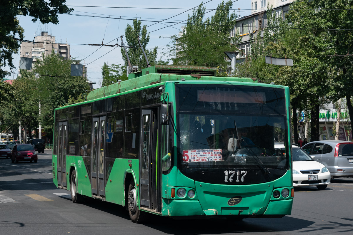 Бишкек, ВМЗ-5298.01 «Авангард» № 1717