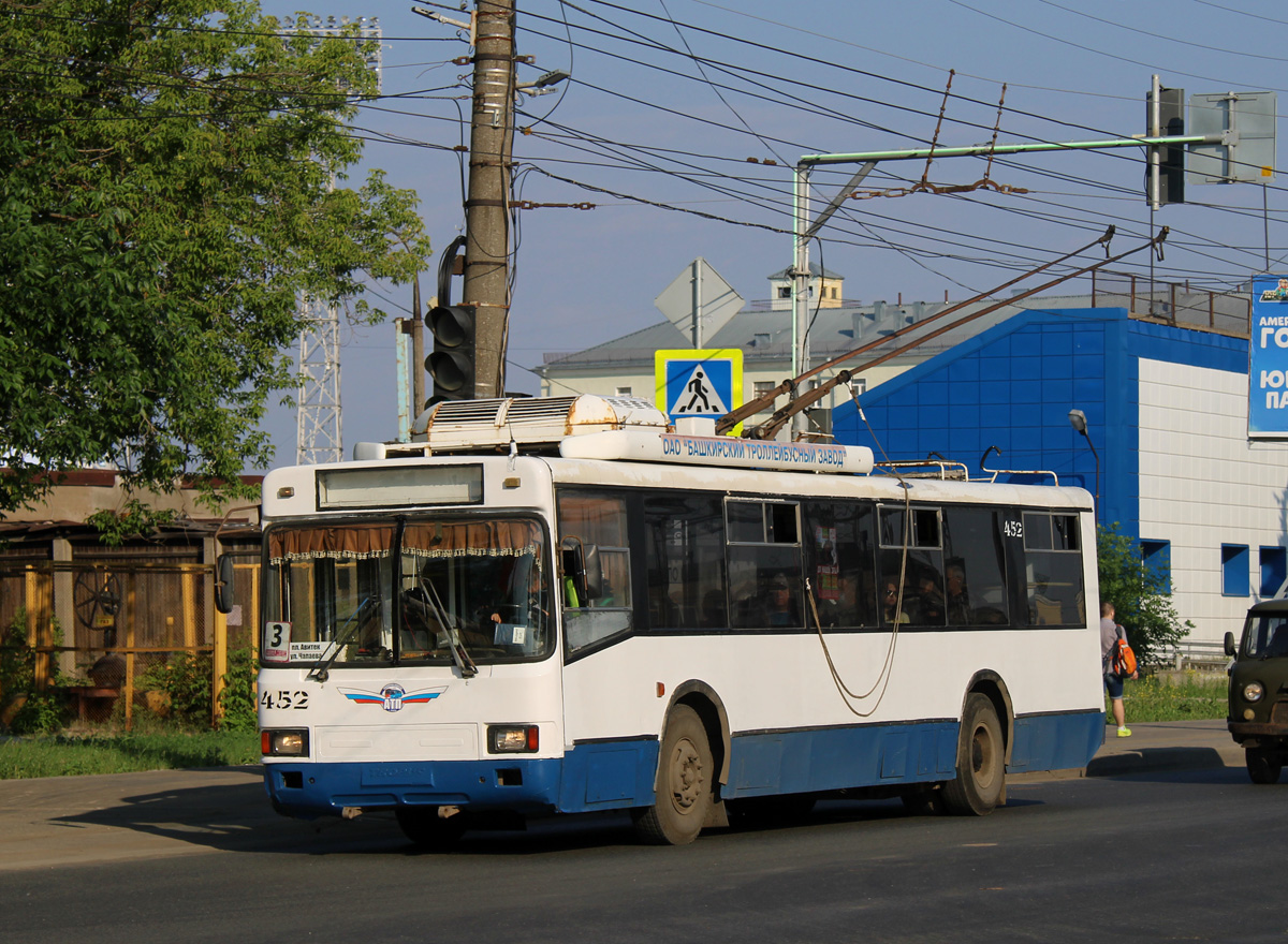 Киров, БТЗ-52764Р № 452
