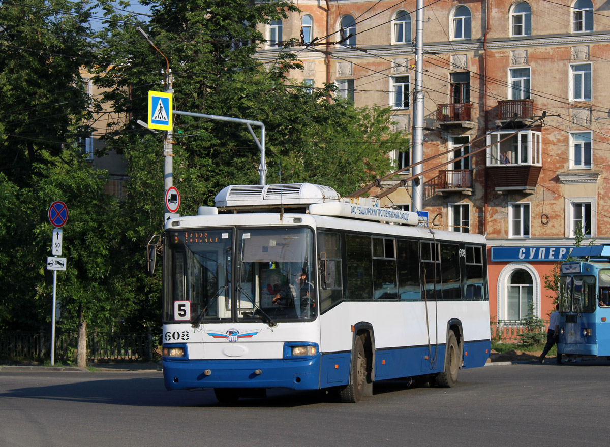 Kirow, BTZ-52768A Nr 608