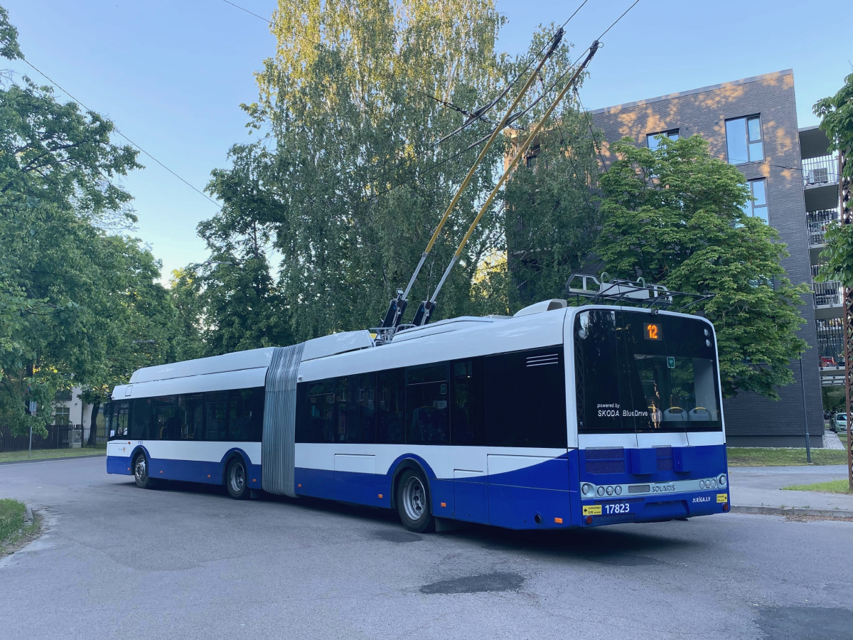 Рига, Škoda 27Tr Solaris III № 17823