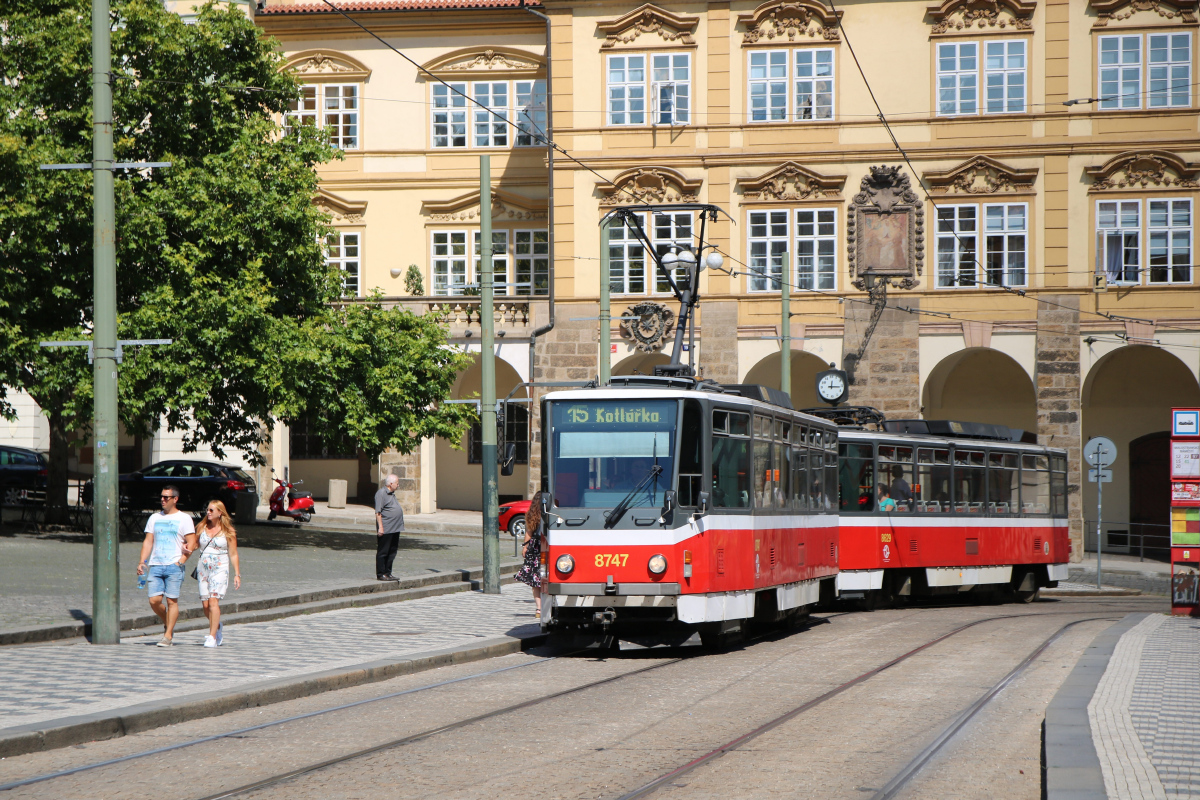 Прага, Tatra T6A5 № 8747