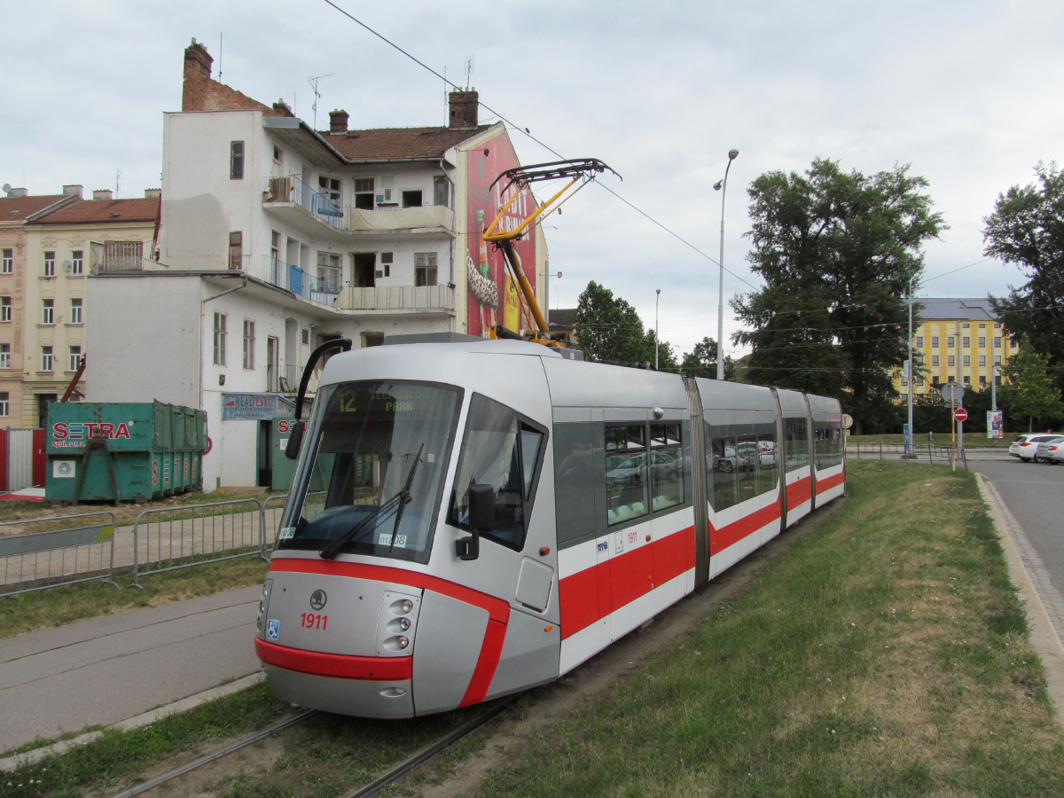 Брно, Škoda 13T Elektra № 1911