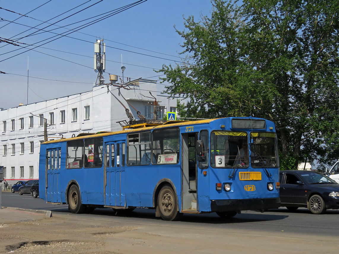 Киров, ЗиУ-682Г (СЗТМ) № 571