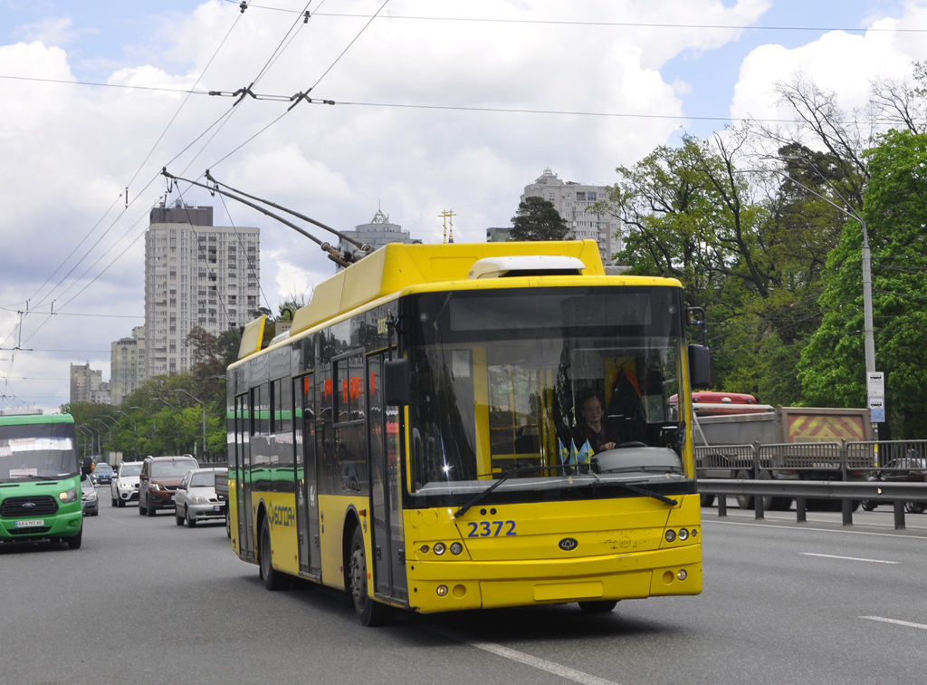 Киев, Богдан Т70117 № 2372