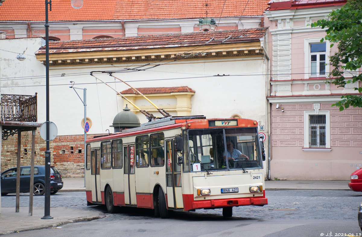 Вильнюс, Škoda 14Tr02 № 2421