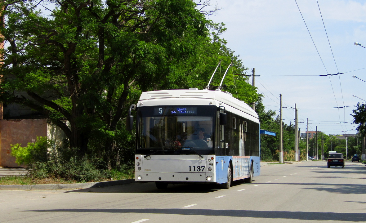 Севастополь, Тролза-5265.02 «Мегаполис» № 1137