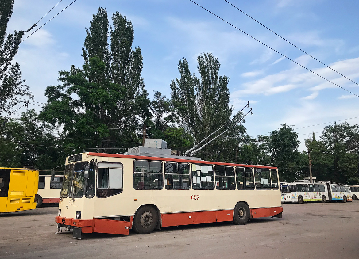 Krzywy Róg, YMZ Т2 mod. 7 Nr 657