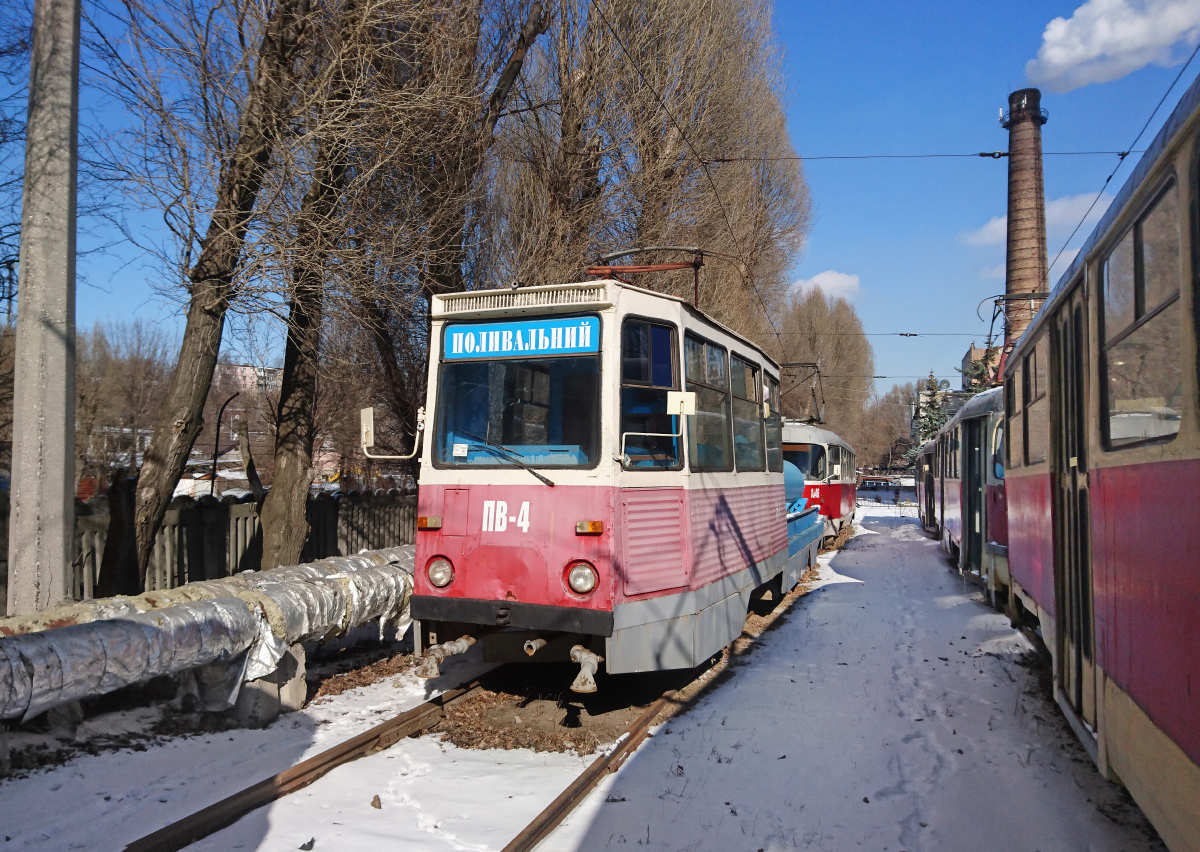 Днепр, 71-605 (КТМ-5М3) № ПВ-4