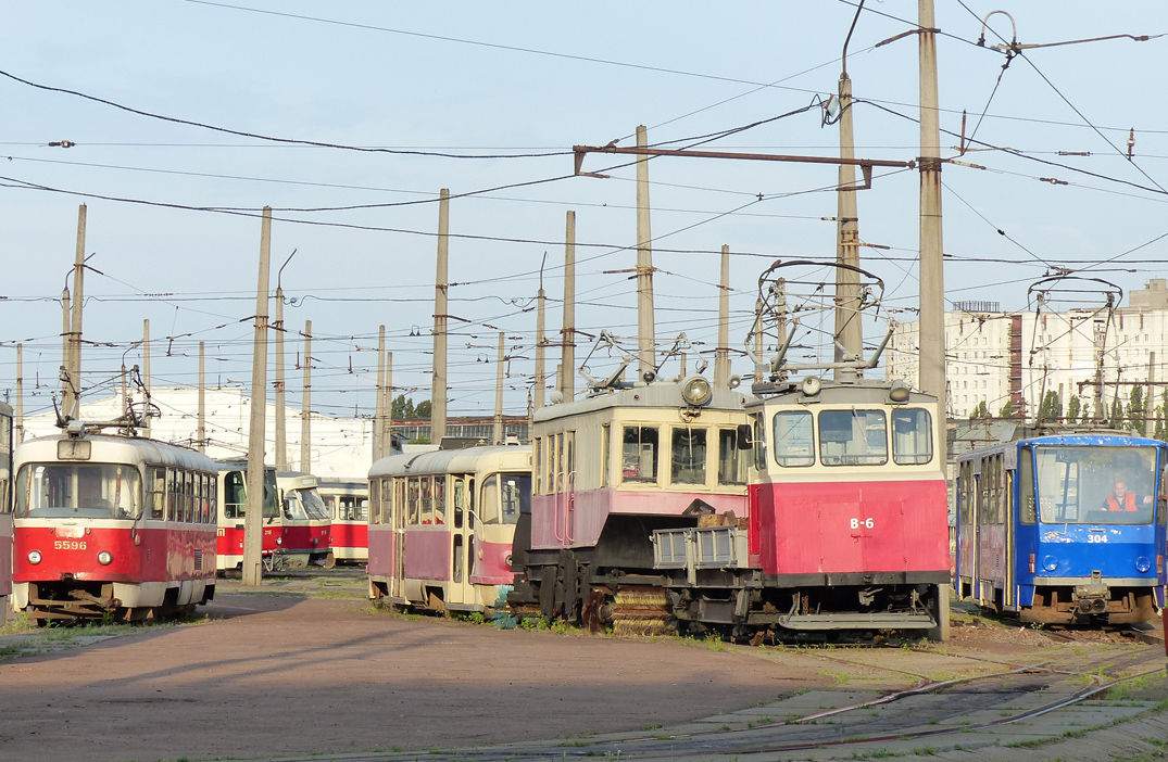 Киев, Двухосный грузовоз КЗЭТ № В-6