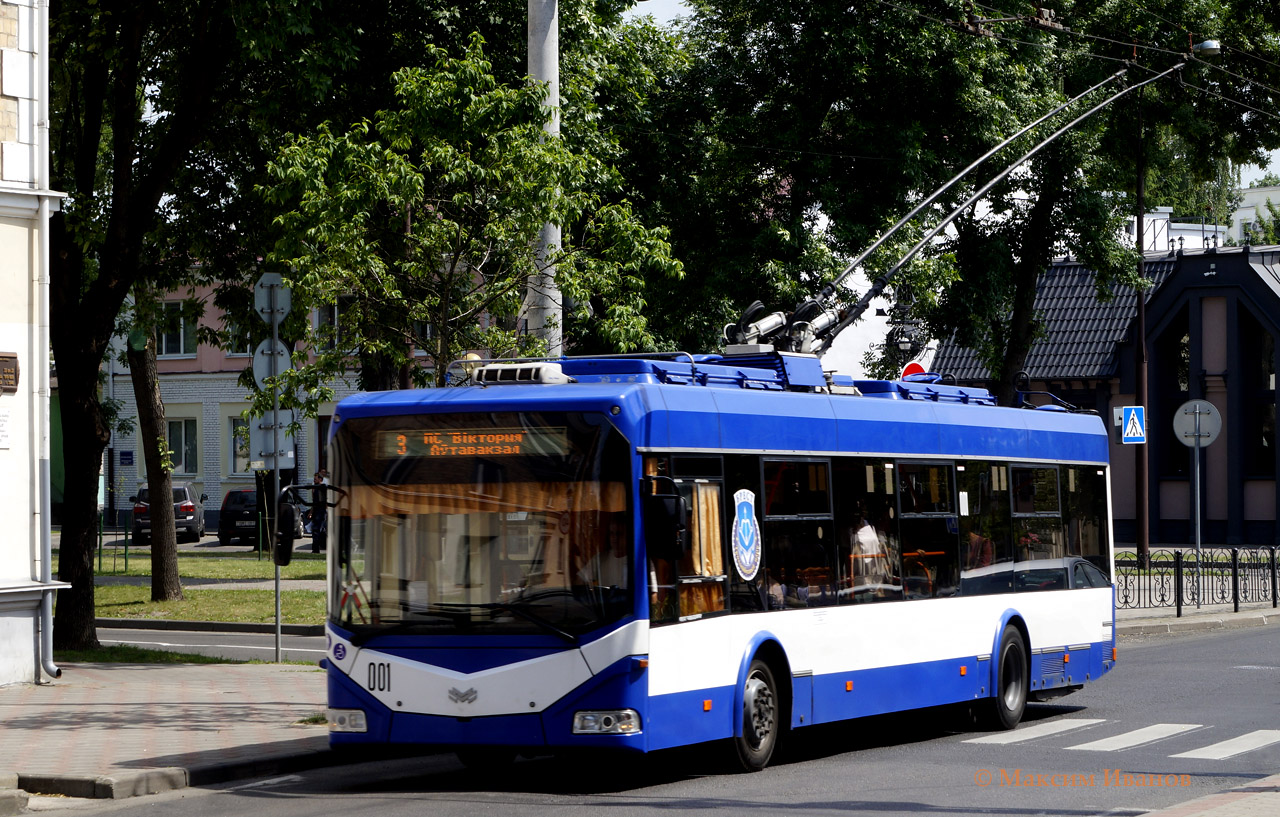 Брест, БКМ 321 № 001