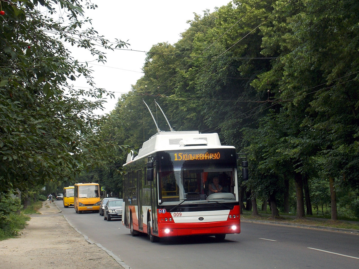 Луцк, Богдан Т70117 № 009