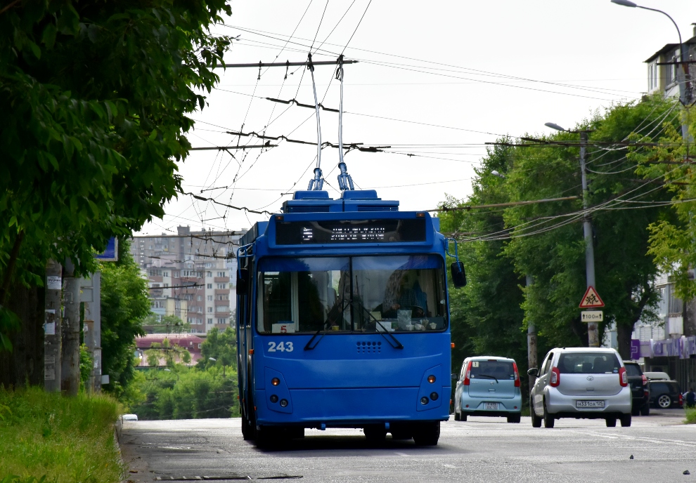 Владивосток, ЗиУ-682Г-016.02 № 243