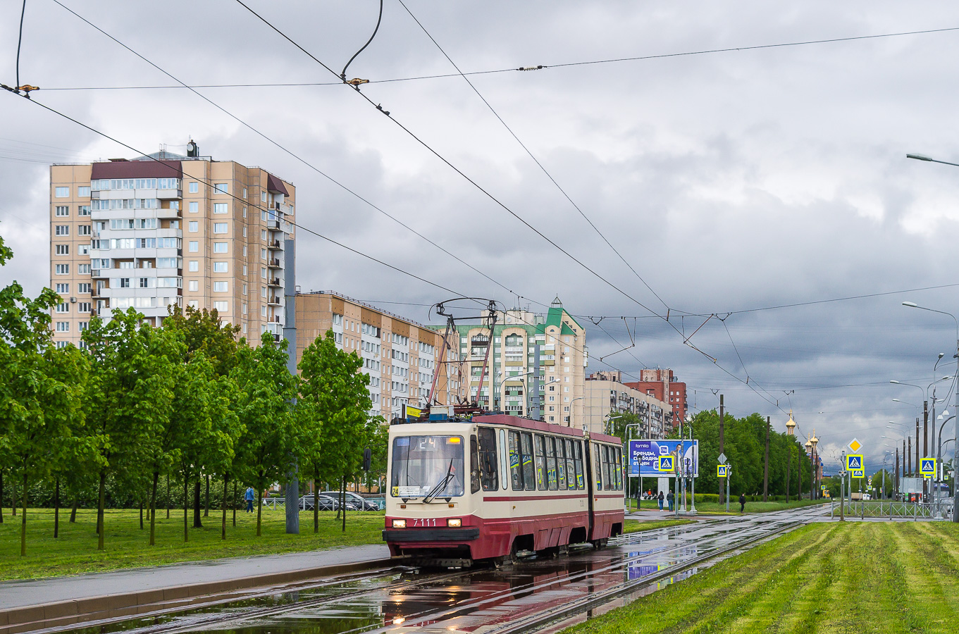Санкт-Петербург, 71-147А (ЛВС-97А) № 7111