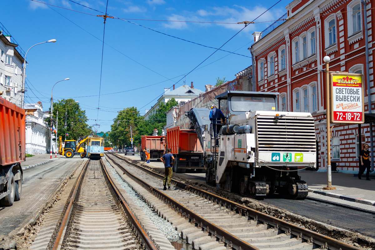 Ульяновск — Ремонт линии на улице Ленина