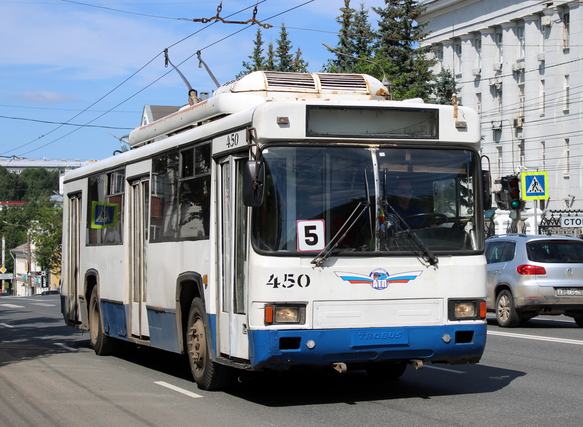 Киров, БТЗ-52764Р № 450