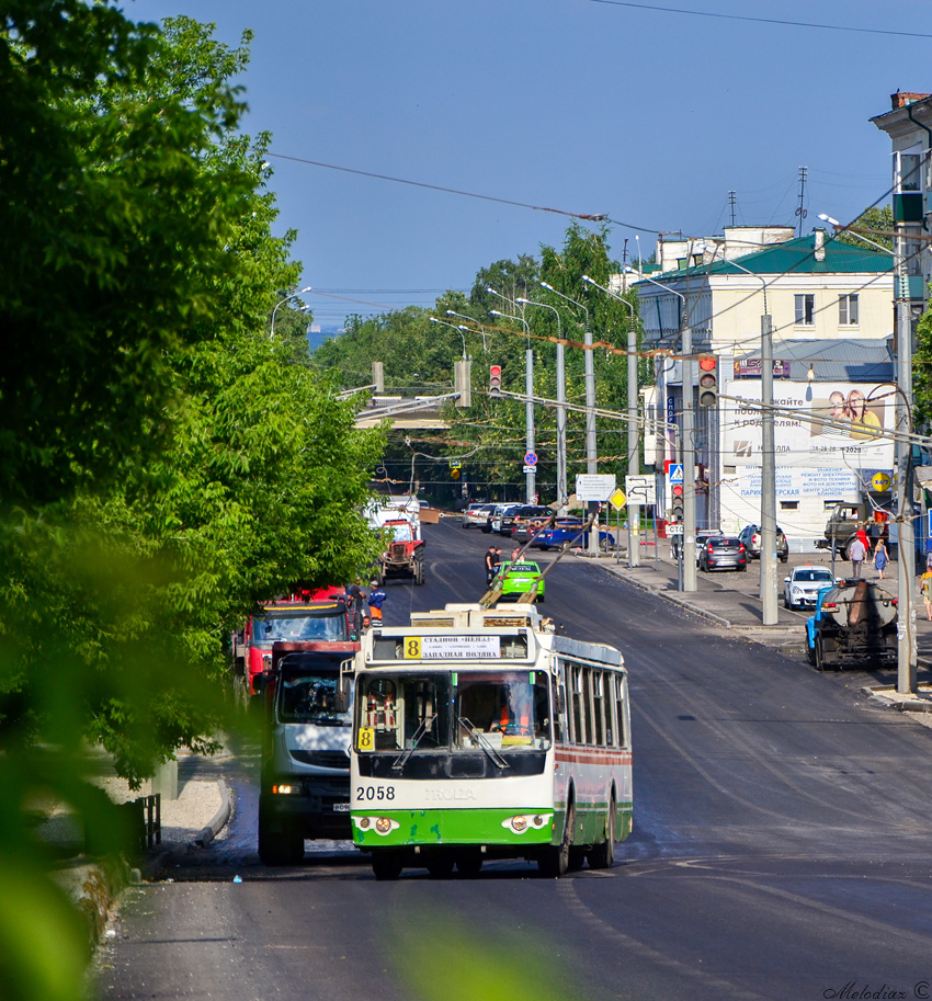 Penza, ZiU-682G-016.02 — 2058