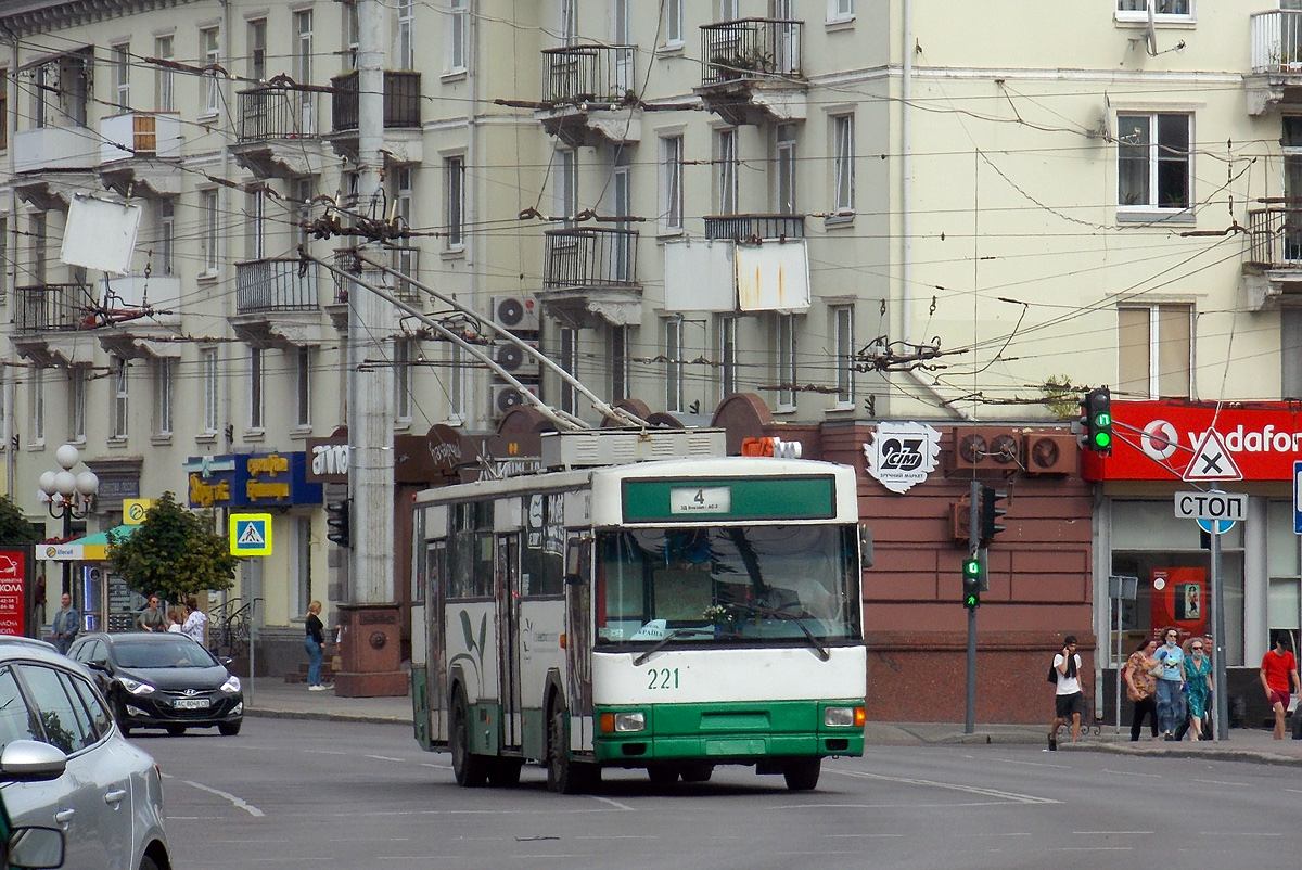 Lutsk, MPK/Jelcz 120MT # 221