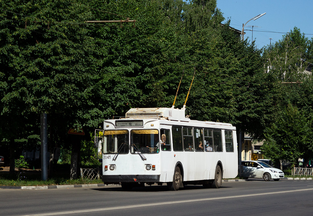Рязань, ЗиУ-682ГМ1 (с широкой передней дверью) № 2041
