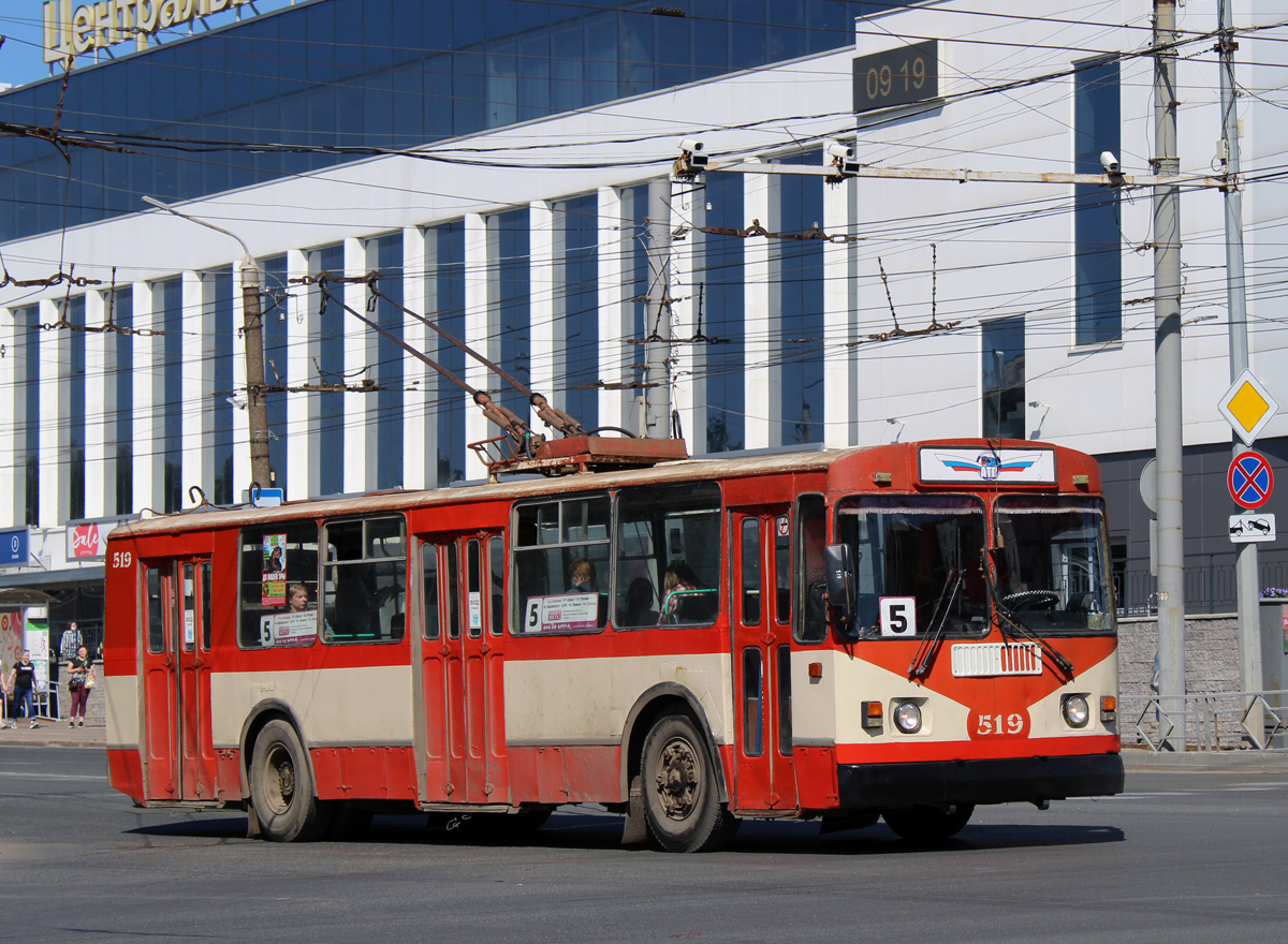 Kirov, ZiU-682G [G00] — 519