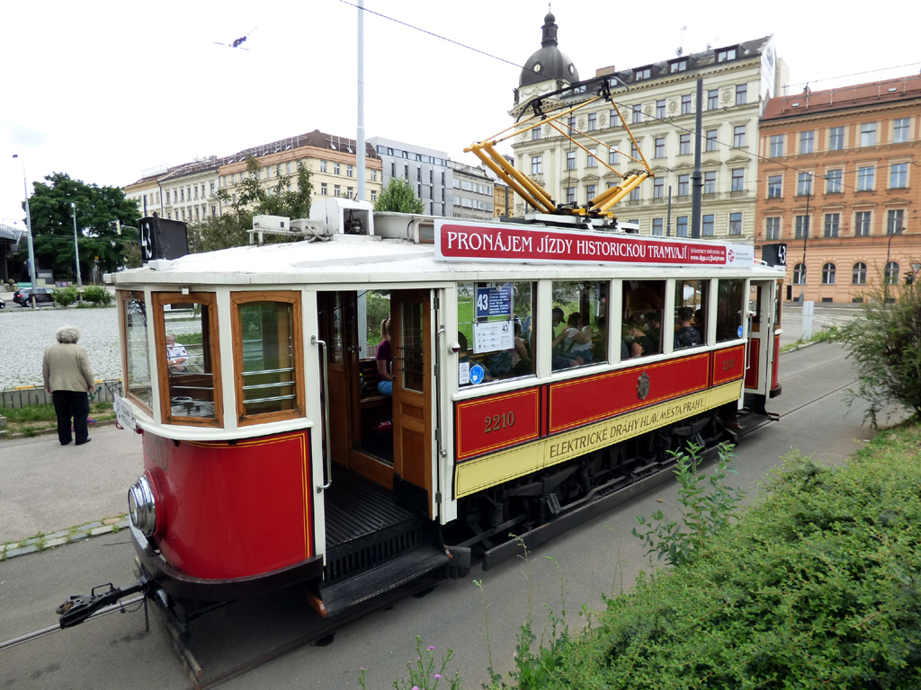 Прага, Ringhoffer DSM № 2210