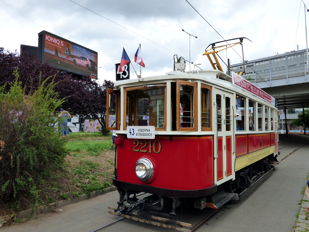 Прага, Ringhoffer DSM № 2210