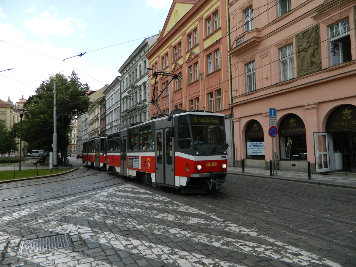 Prague, Tatra T6A5 N°. 8689