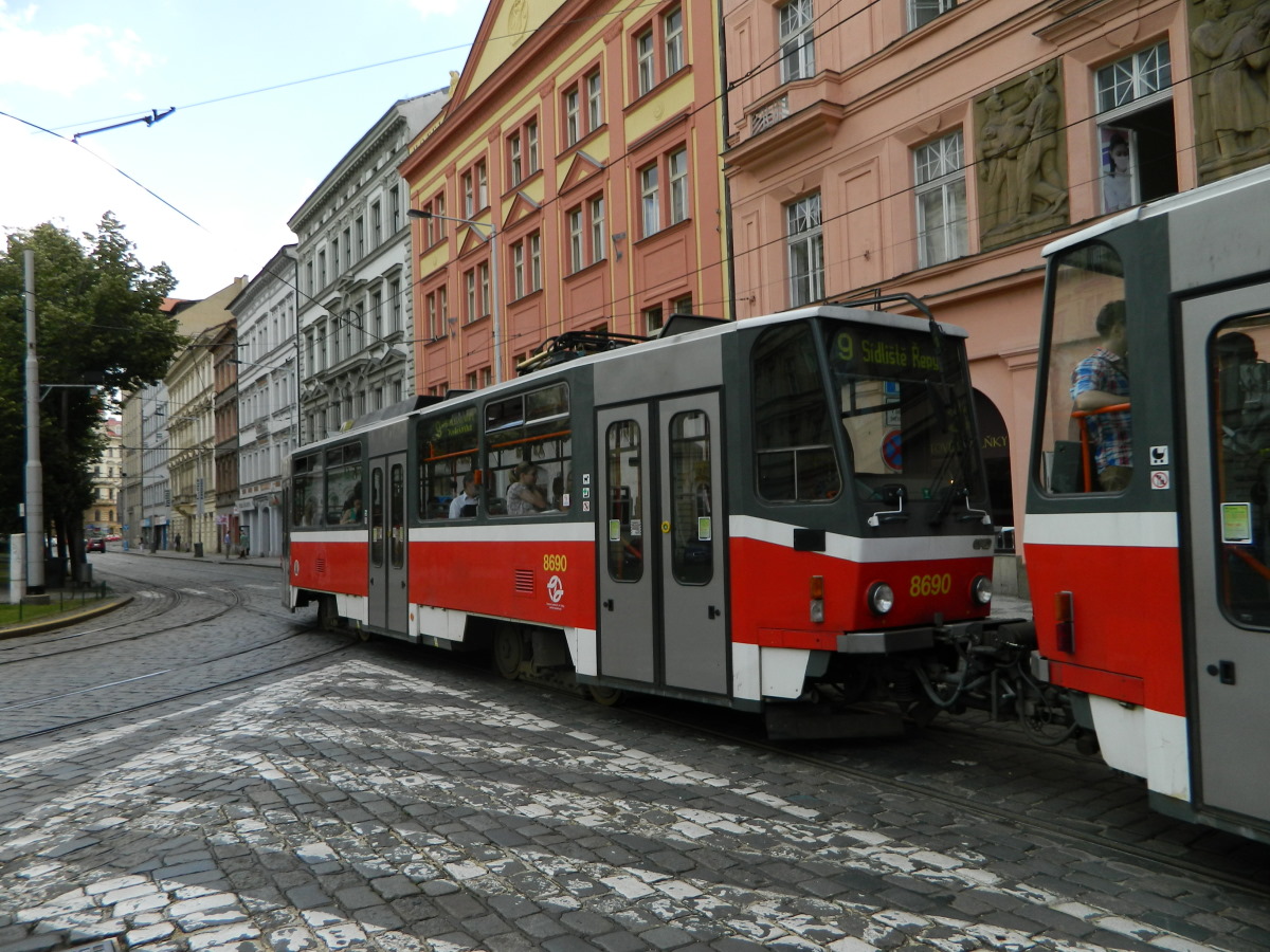 Prague, Tatra T6A5 N°. 8690