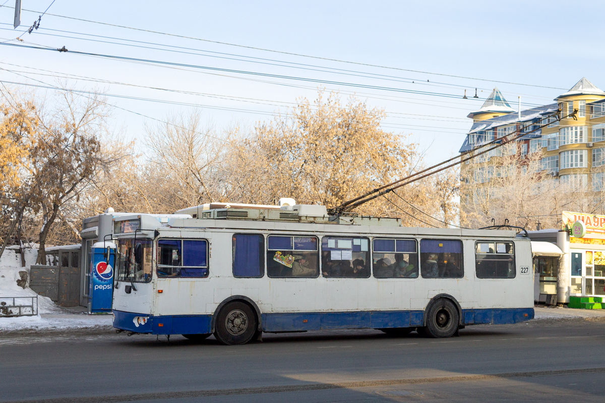Omsk, ZiU-682G-016.02 Br. 227