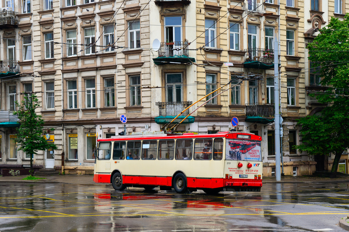 Вильнюс, Škoda 14Tr10/6 № 2121