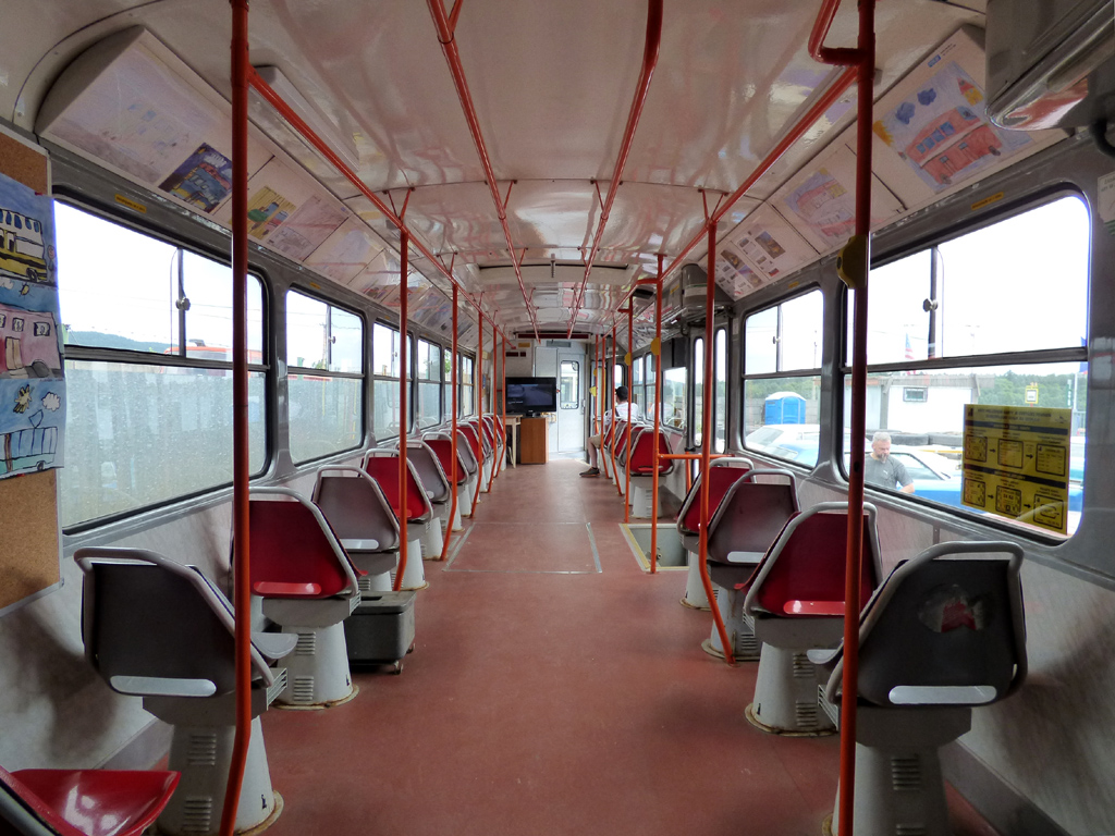 Страшице, Tatra T3 № 195