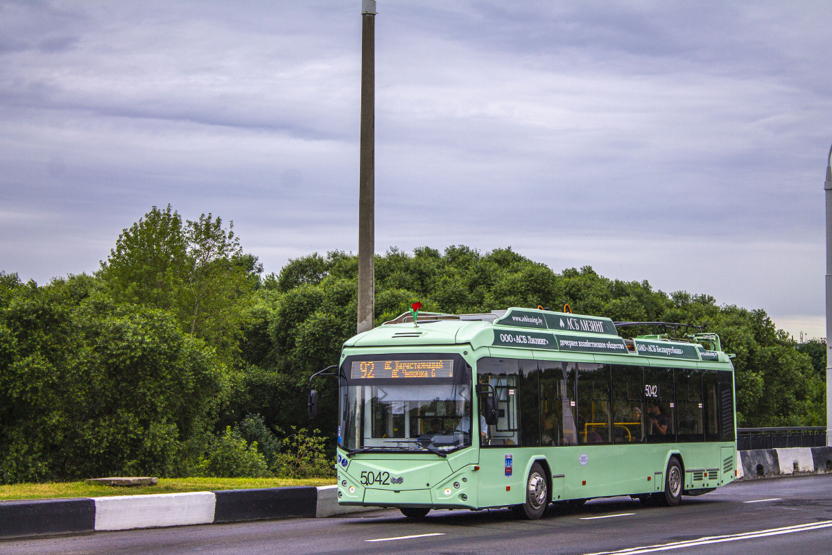 Минск, БКМ 32100D № 5042