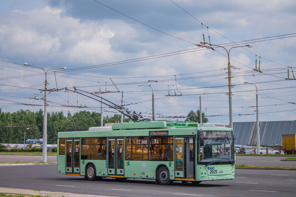 Минск, МАЗ-203Т70 № 2025