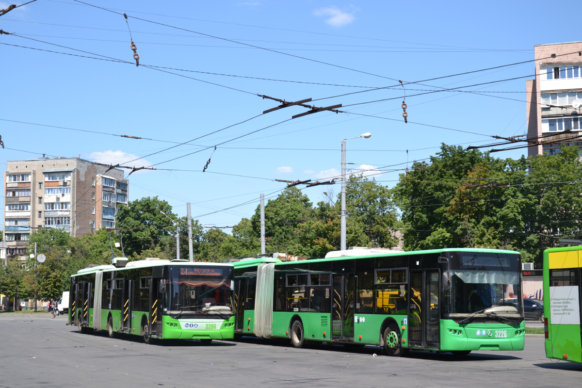 Харьков, ЛАЗ E301D1 № 3226; Харьков, ЛАЗ E301D1 № 3206