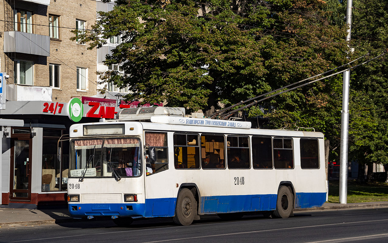 Уфа, БТЗ-52761Р № 2048