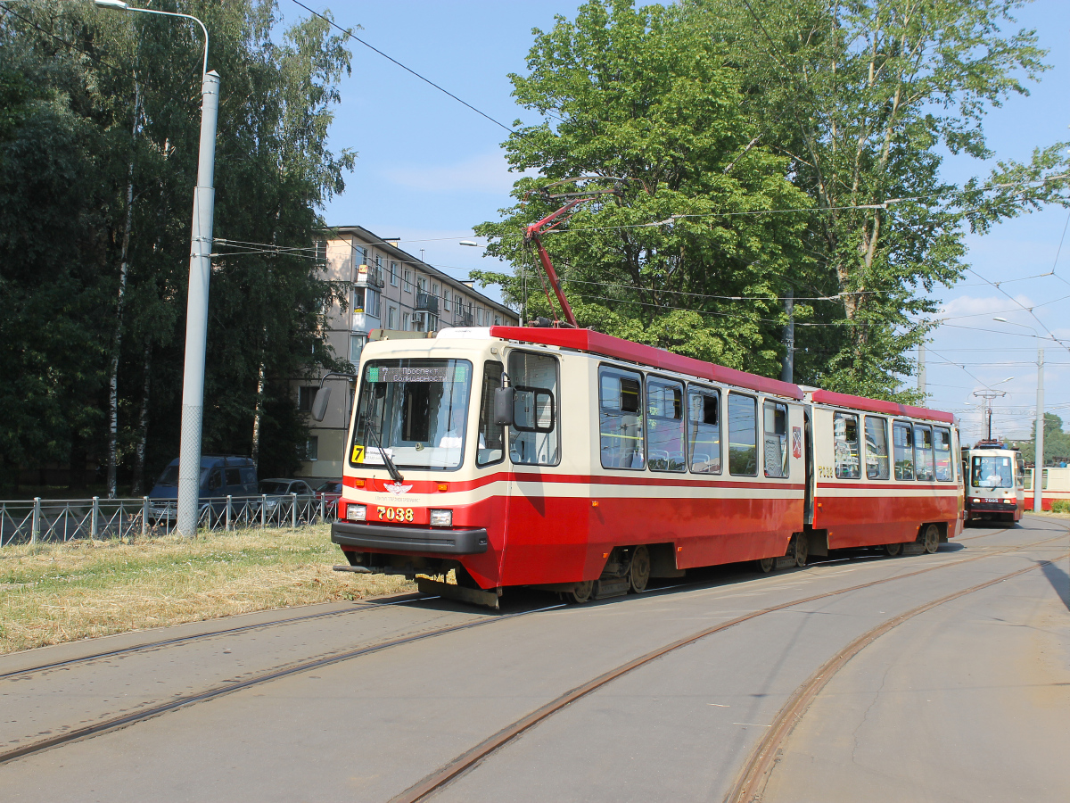 Санкт-Петербург, ЛВС-86М2 № 7038 Санкт-Петербург, ЛВС-86М2 № 7038