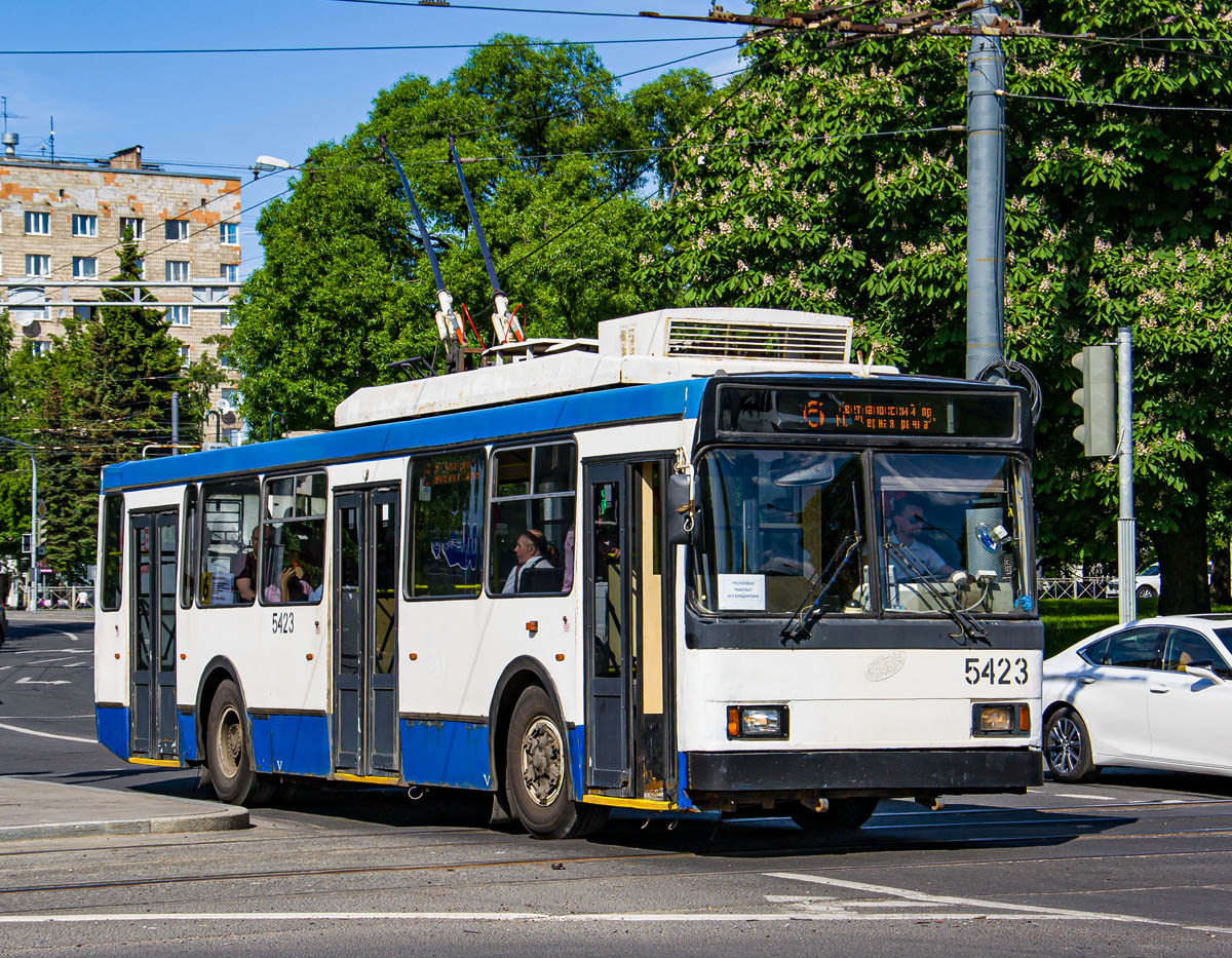 Санкт-Петербург, ВМЗ-52981 № 5423