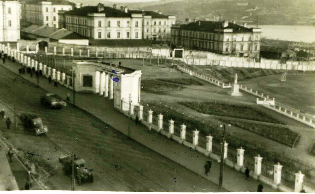 Владивосток — Закрытые маршруты и остатки трамвайной инфраструктуры