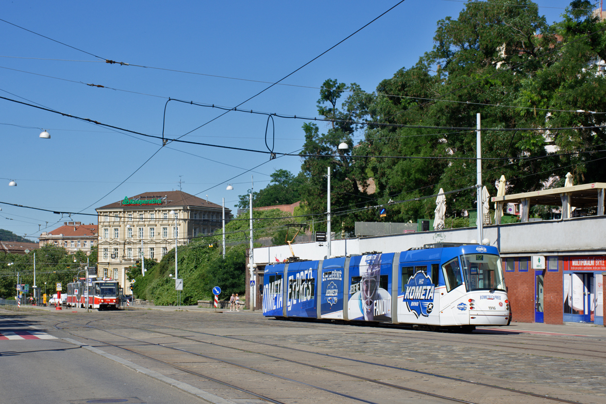 Brno, Škoda 13T Elektra # 1916