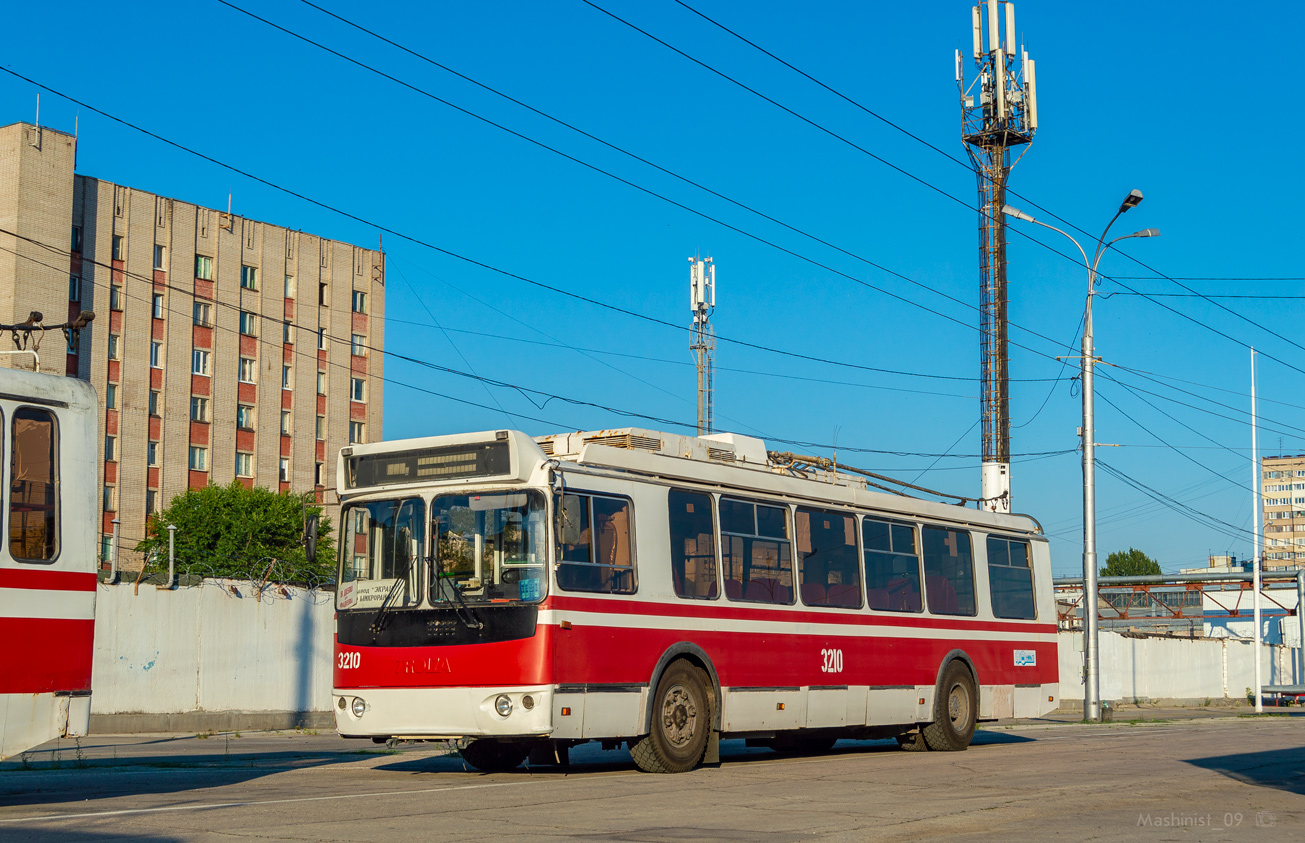 Самара, ЗиУ-682Г-016.03 № 3210; Самара — Троллейбусное депо № 3