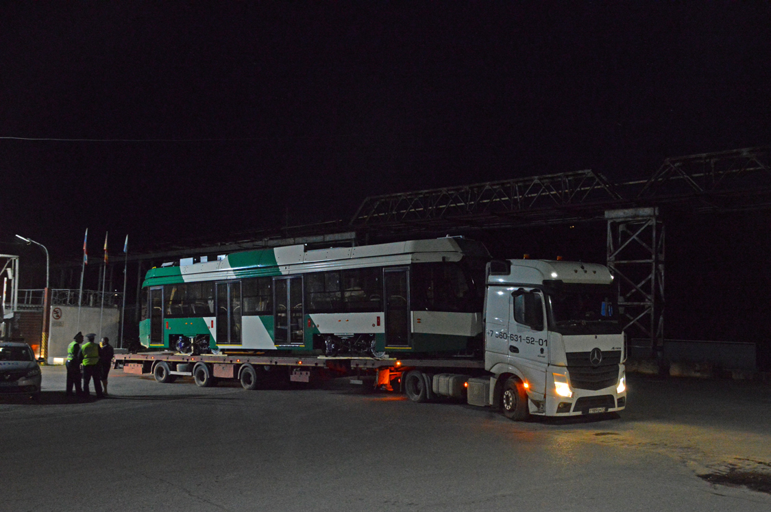 Усть-Катав — Трамвайные вагоны для Челябинска Усть-Катав — Трамвайные вагоны для Челябинска