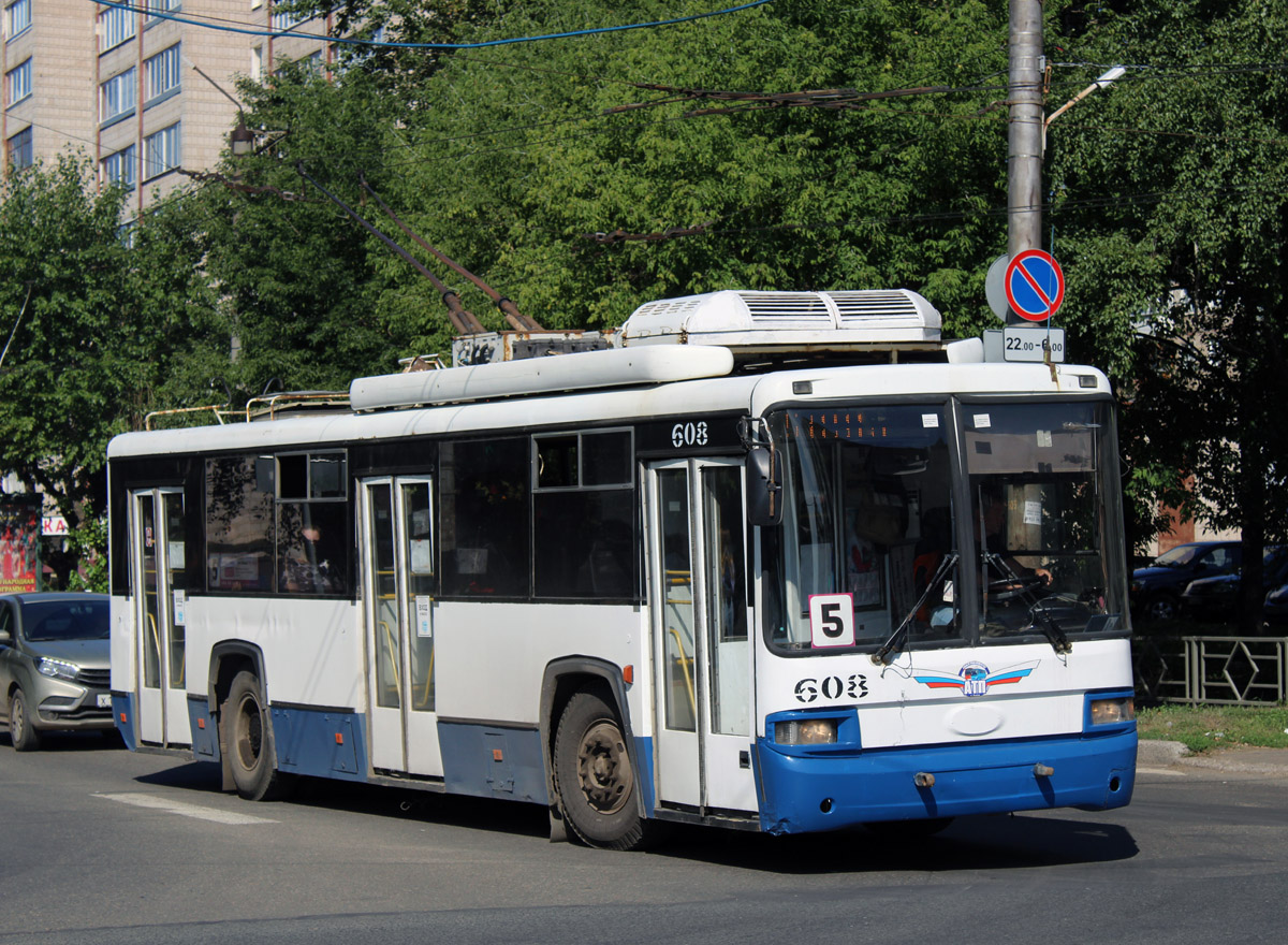 Киров, БТЗ-52768А № 608