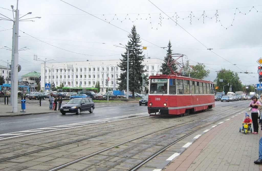 Vitebsk, 71-605 (KTM-5M3) č. 386