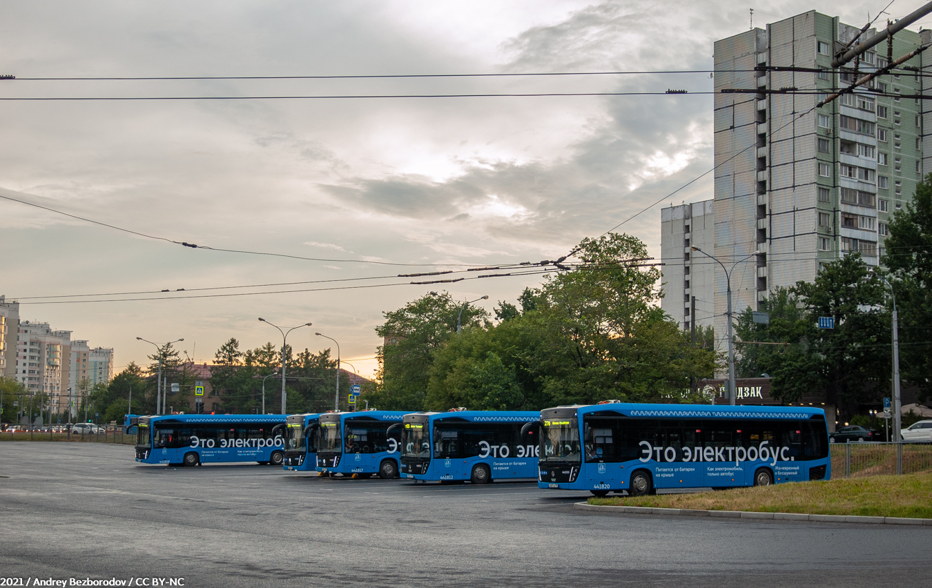 Москва, КАМАЗ-6282 № 441820; Москва — Конечные станции и кольца