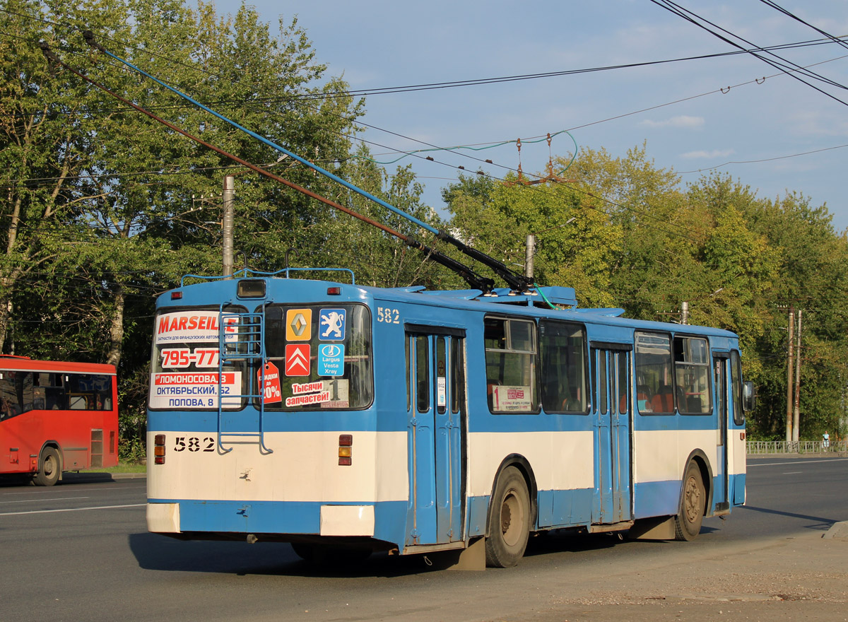 Kirov, ZiU-682G-012 [G0A] č. 582